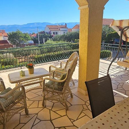 Apartmani Fani Supetar Buitenkant foto