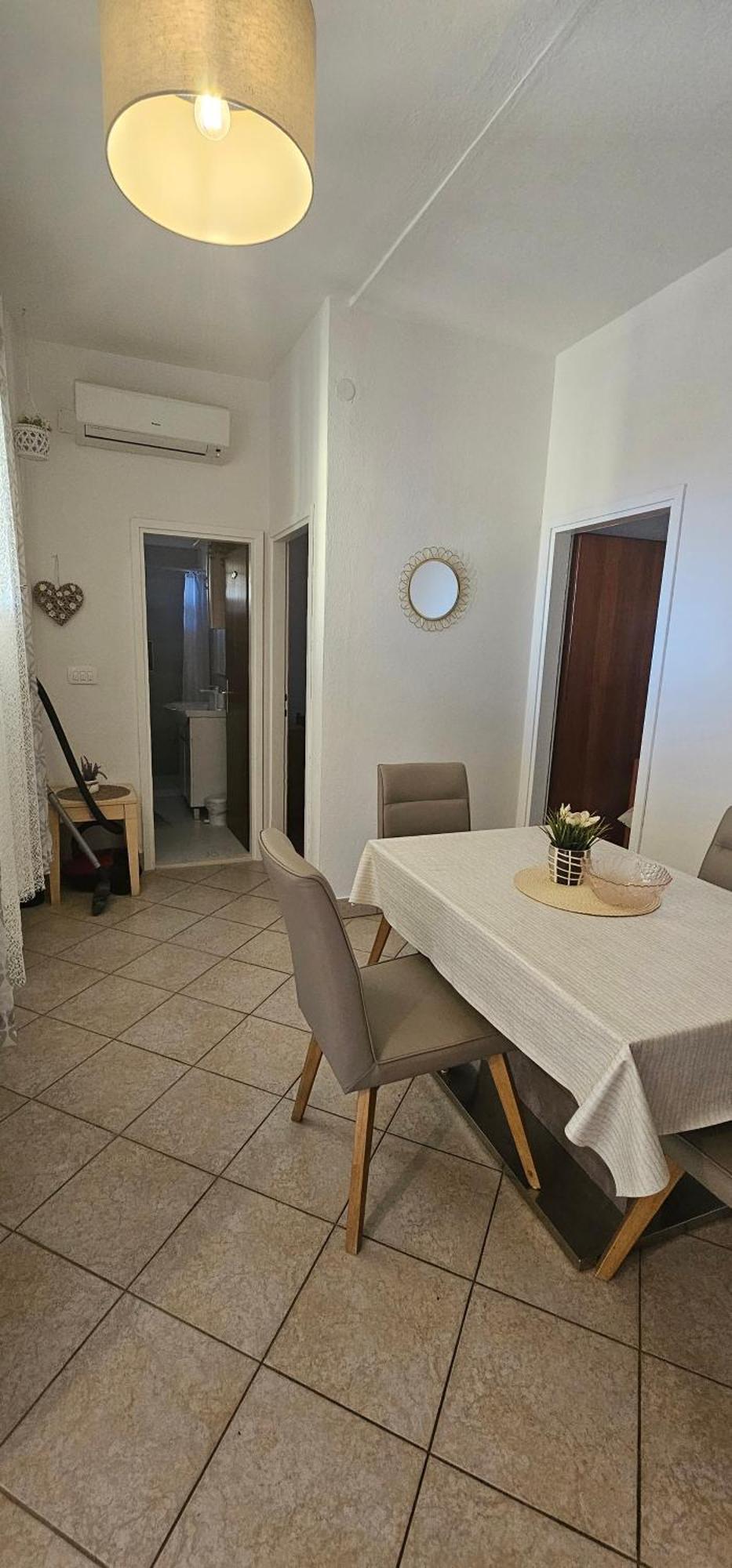 Apartmani Fani Supetar Buitenkant foto