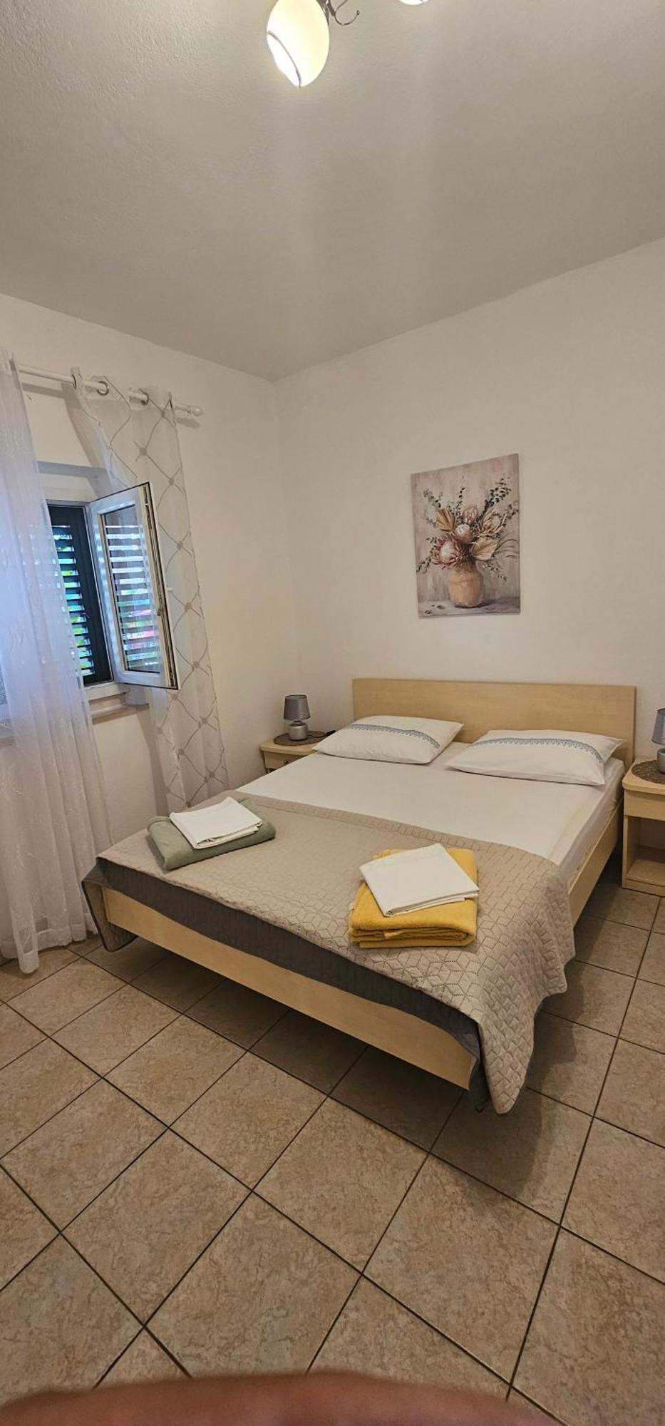 Apartmani Fani Supetar Buitenkant foto